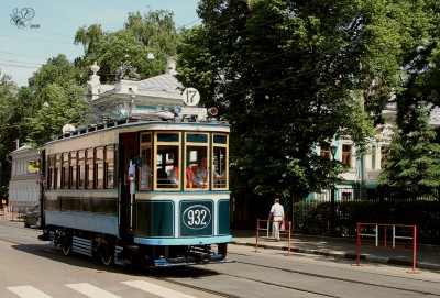 вагон серии БФ (1925 год) на Новокузнецкой улице (Замоскворечье), Москва