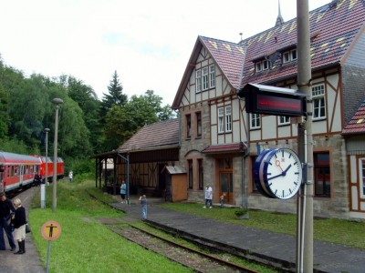 bahnhof-schwarzburg-14-8-2010-88008.jpg