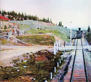 Казармы и переезд близ станции Верх-Нейвинск 1878 г.