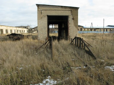 Устройство для закрывания люков ТСВ6.