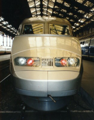 tgv-r2.jpg