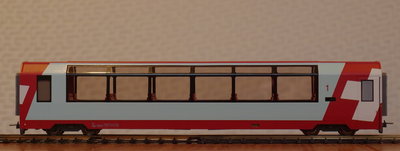 Панорамный вагон 1-го класса Ap 1316 «Glacier express». Модель Bemo 3289 102.