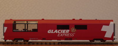 Панорамный вагон-ресторан WRp 3830 «Glacier express». Модель Bemo 3289 130.